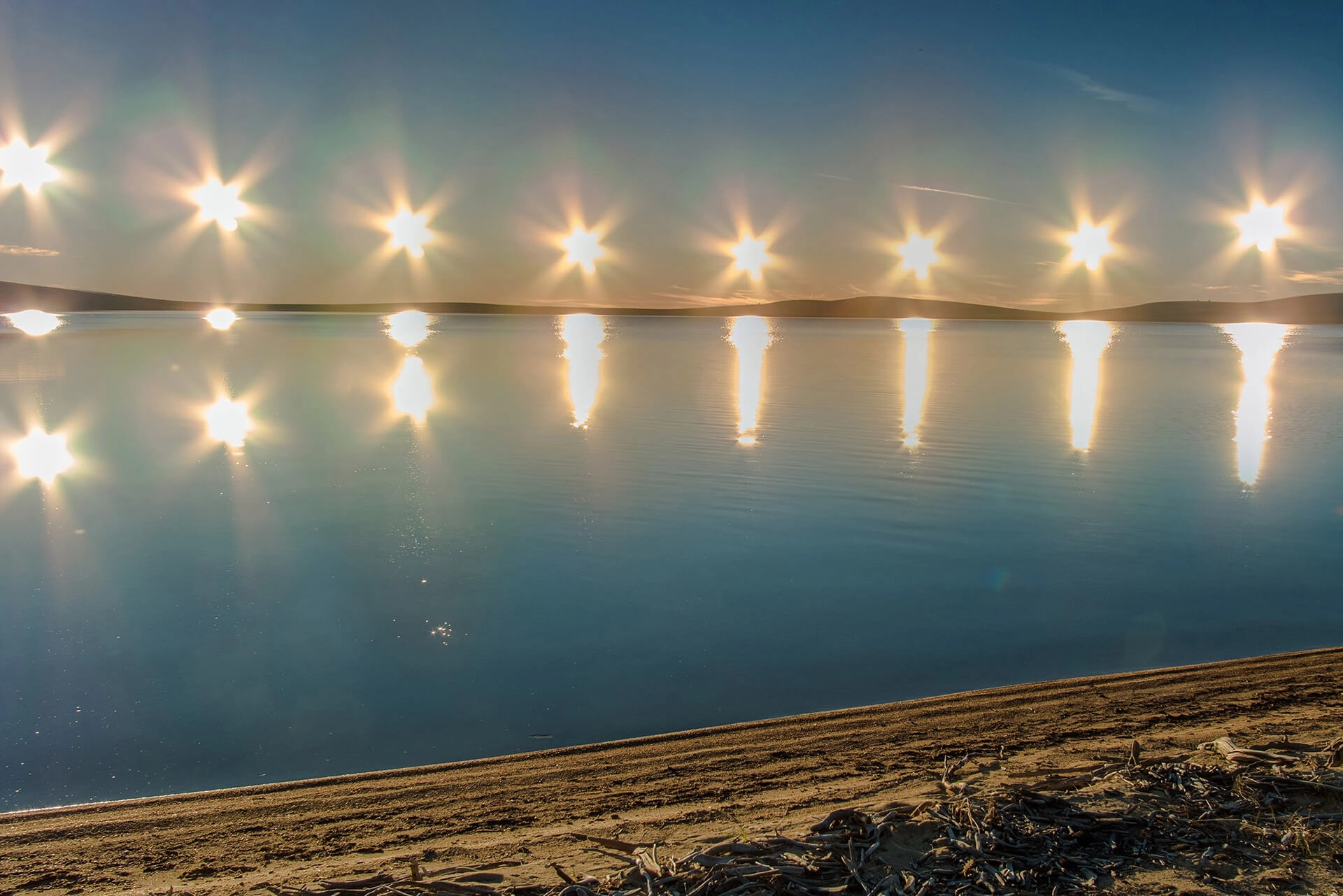 Headerbanner Blog Posting Social Selling Content On Different Channels (1)